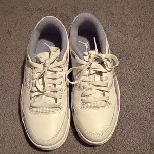 Women’s Nike Jordan Flight Court size 9